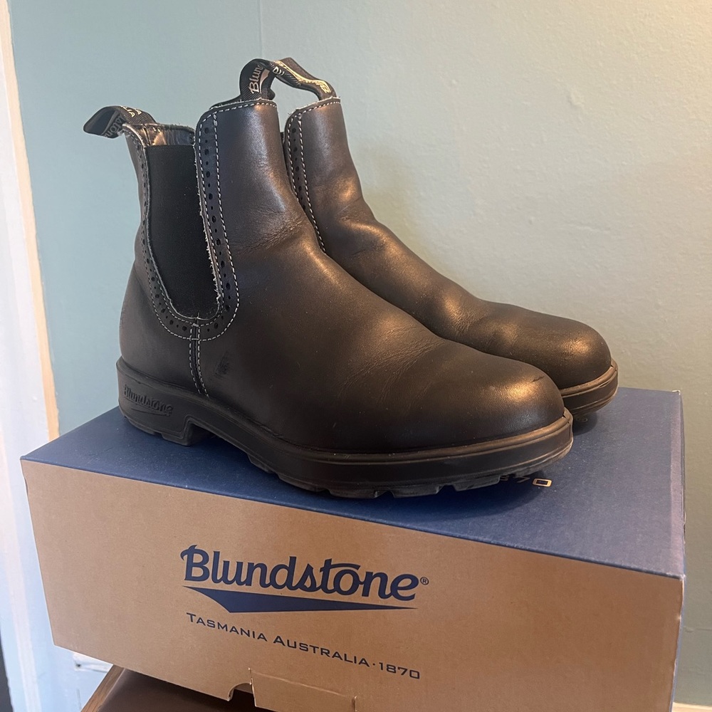 Blundstone #1448 Women’s Elastic Sided Boot US 10 Black Leather